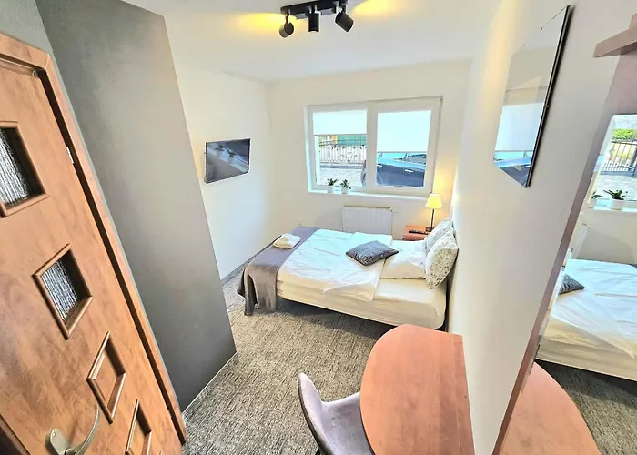 Szafir بيت ضيافة كولوبرزيغ